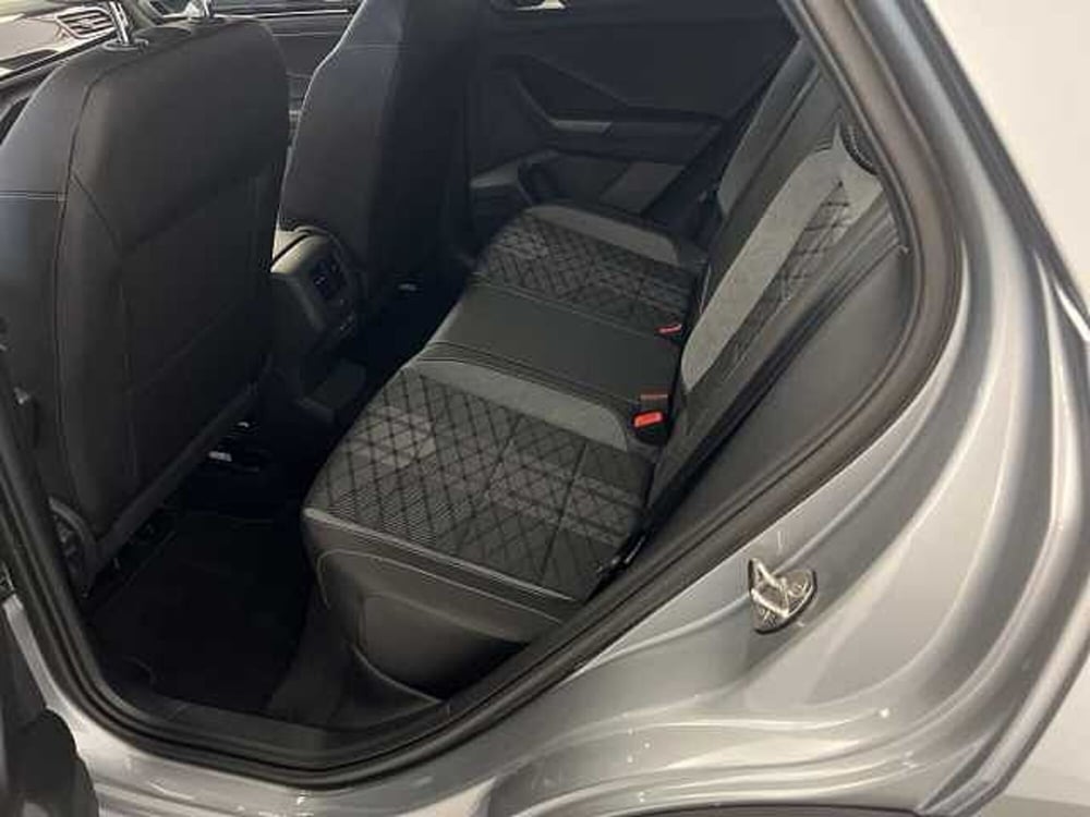 Volkswagen T-Roc nuova a Forlì-Cesena (13)