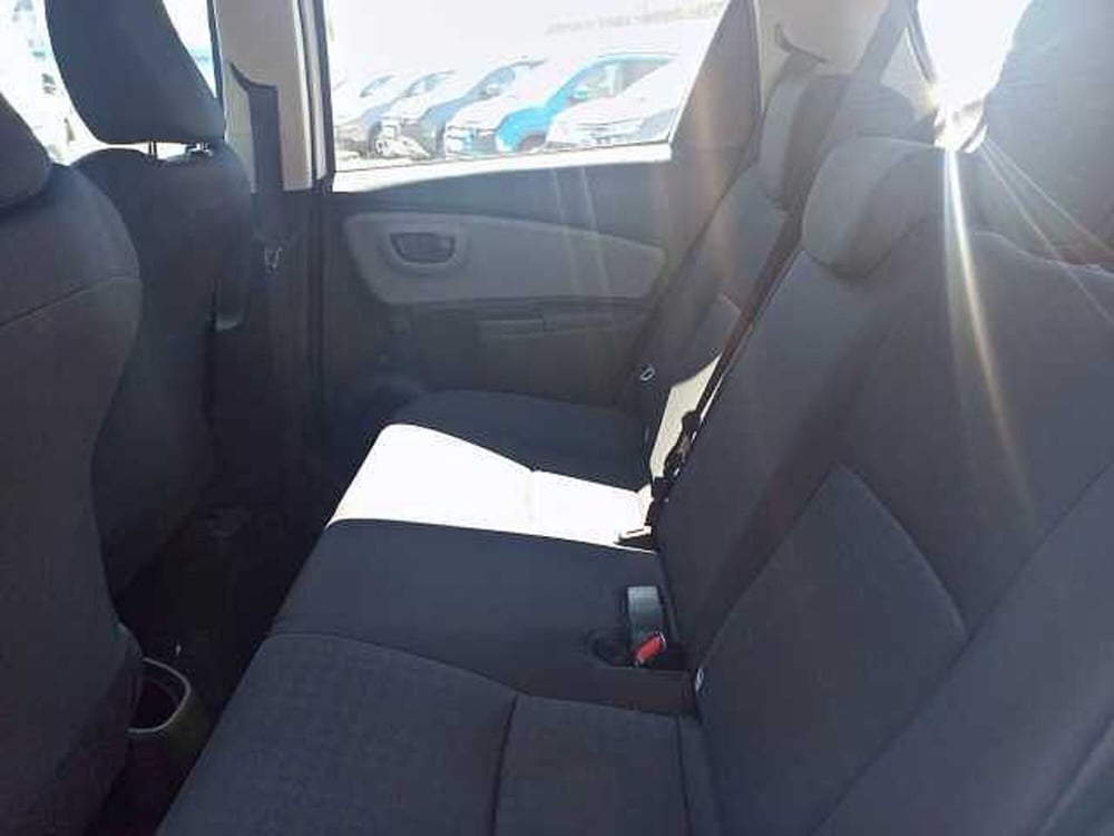 Toyota Yaris usata a Roma (13)