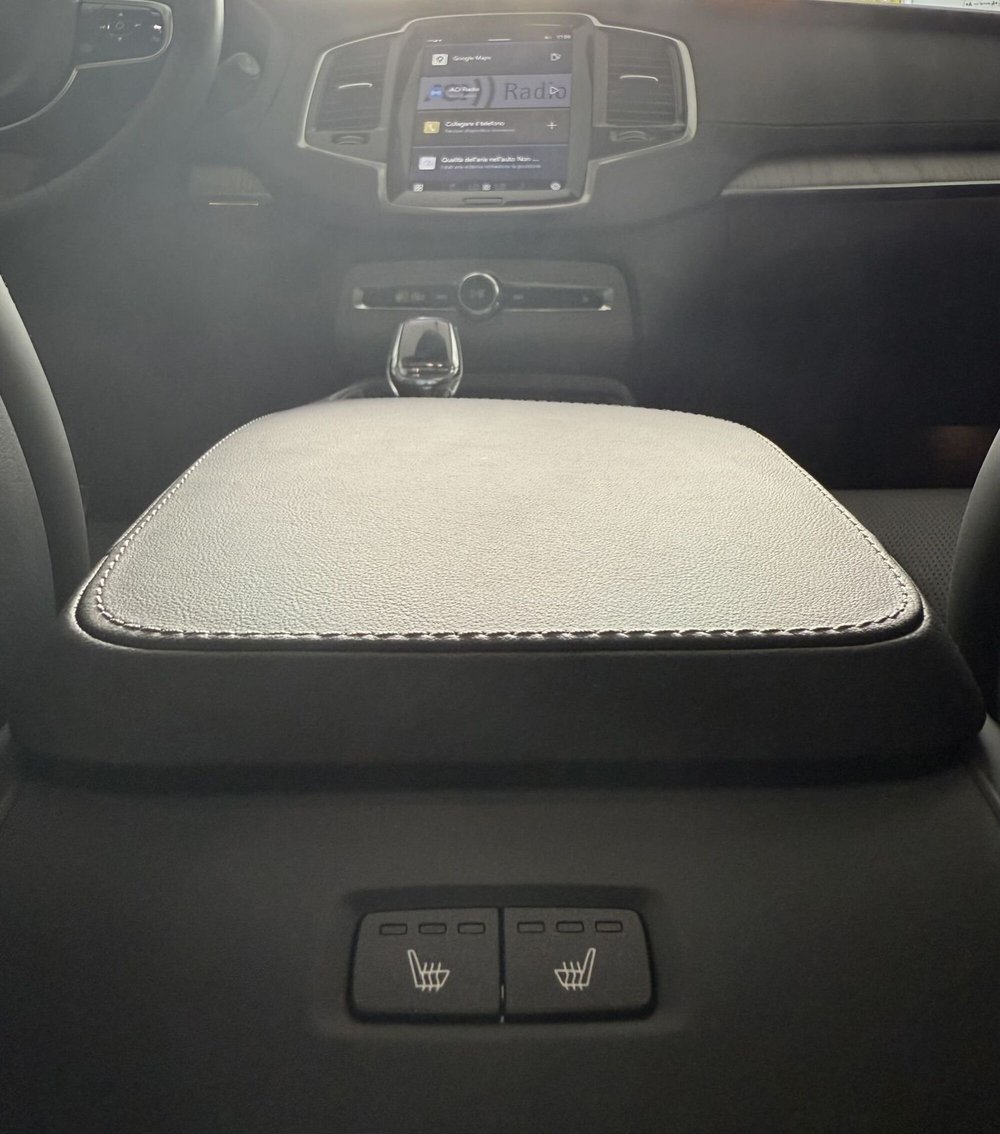 Volvo XC90 usata a Parma (12)
