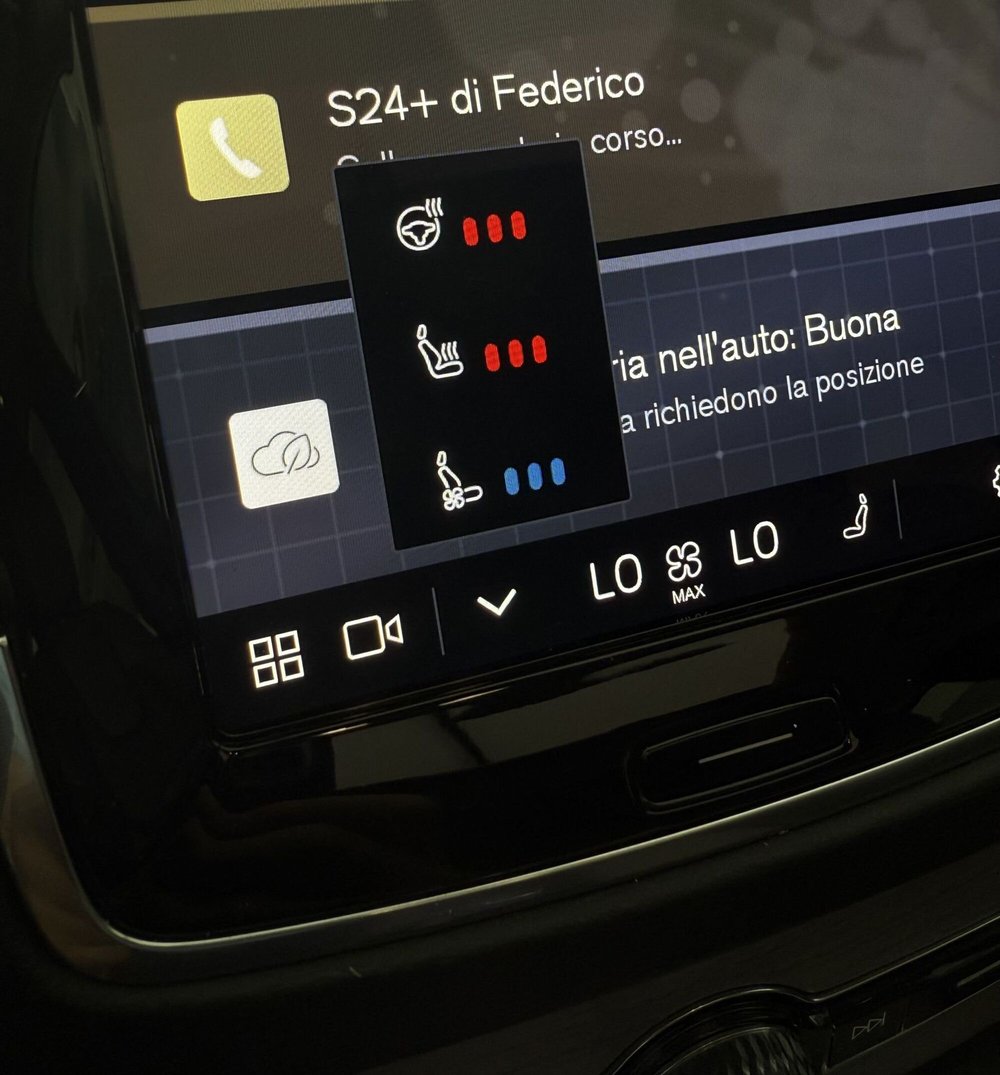 Volvo XC90 usata a Parma (9)