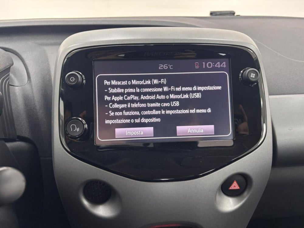 Toyota Aygo usata a Como (14)