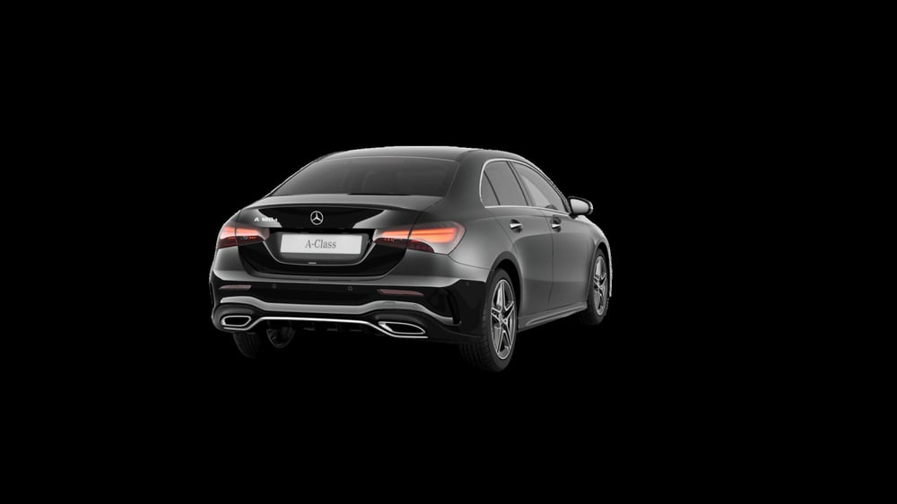 Mercedes-Benz Classe A Sedan nuova a Milano (4)