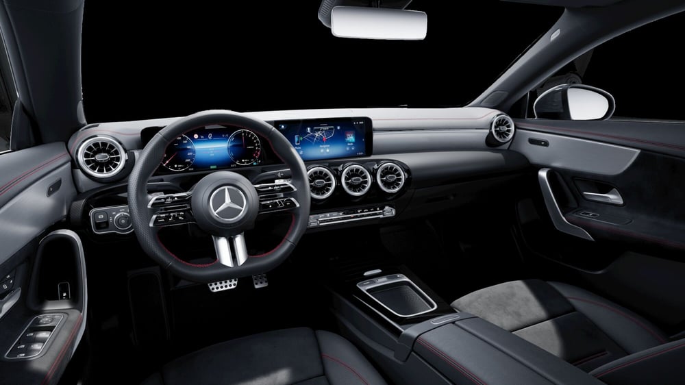 Mercedes-Benz CLA nuova a Milano (8)