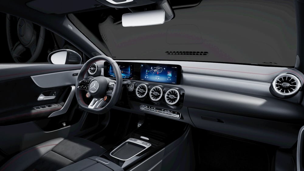 Mercedes-Benz CLA nuova a Milano (5)