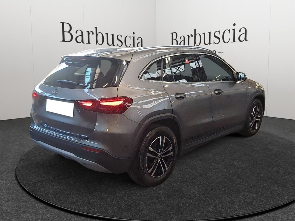 Mercedes-Benz GLA SUV usata a Pescara (4)