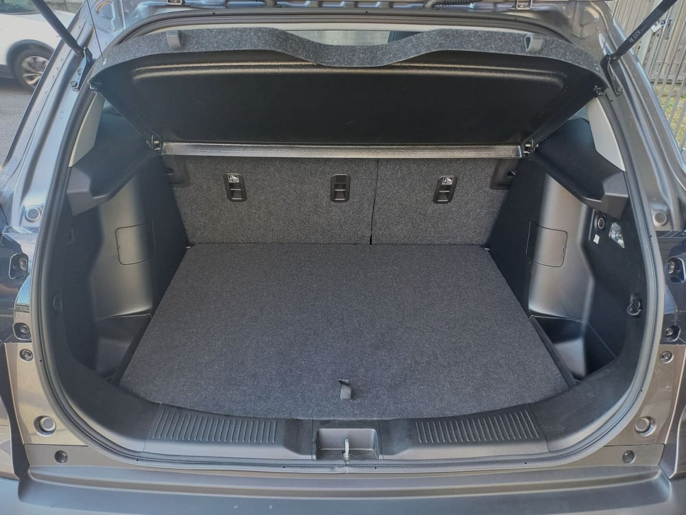 Suzuki S-Cross nuova a Milano (12)