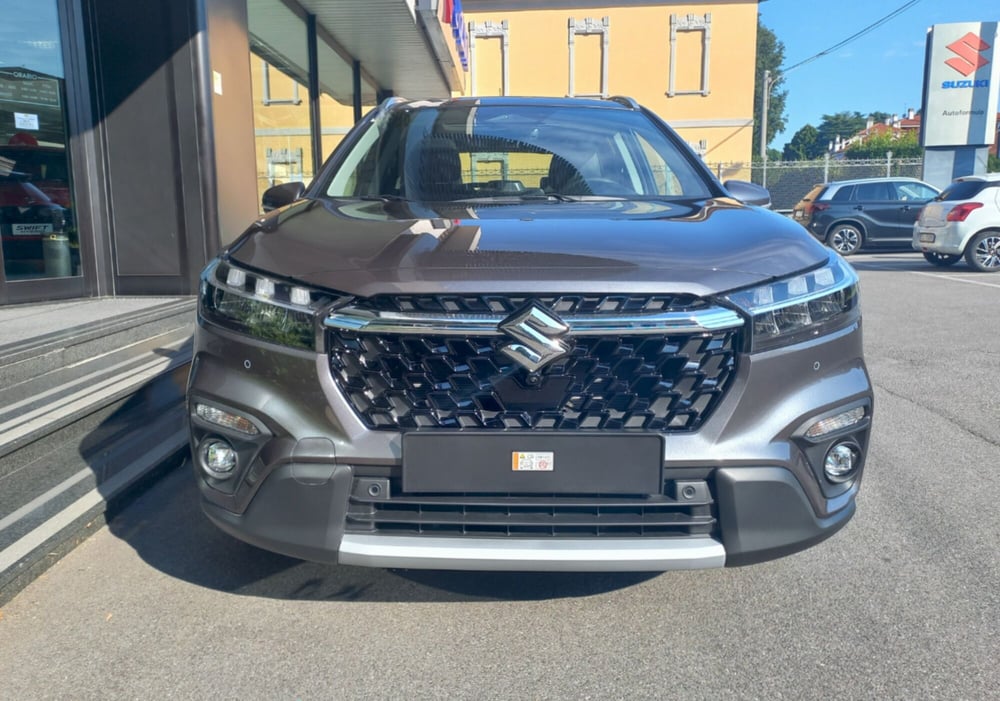 Suzuki S-Cross nuova a Milano (2)