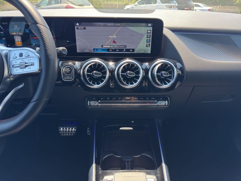 Mercedes-Benz GLA SUV usata a Cosenza (13)