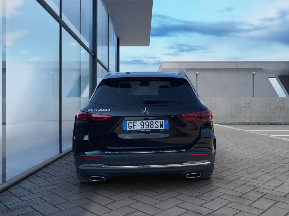 Mercedes-Benz GLA SUV usata a Cosenza (5)