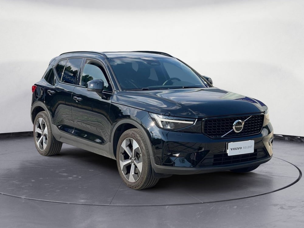 Volvo XC40 usata a Como (2)