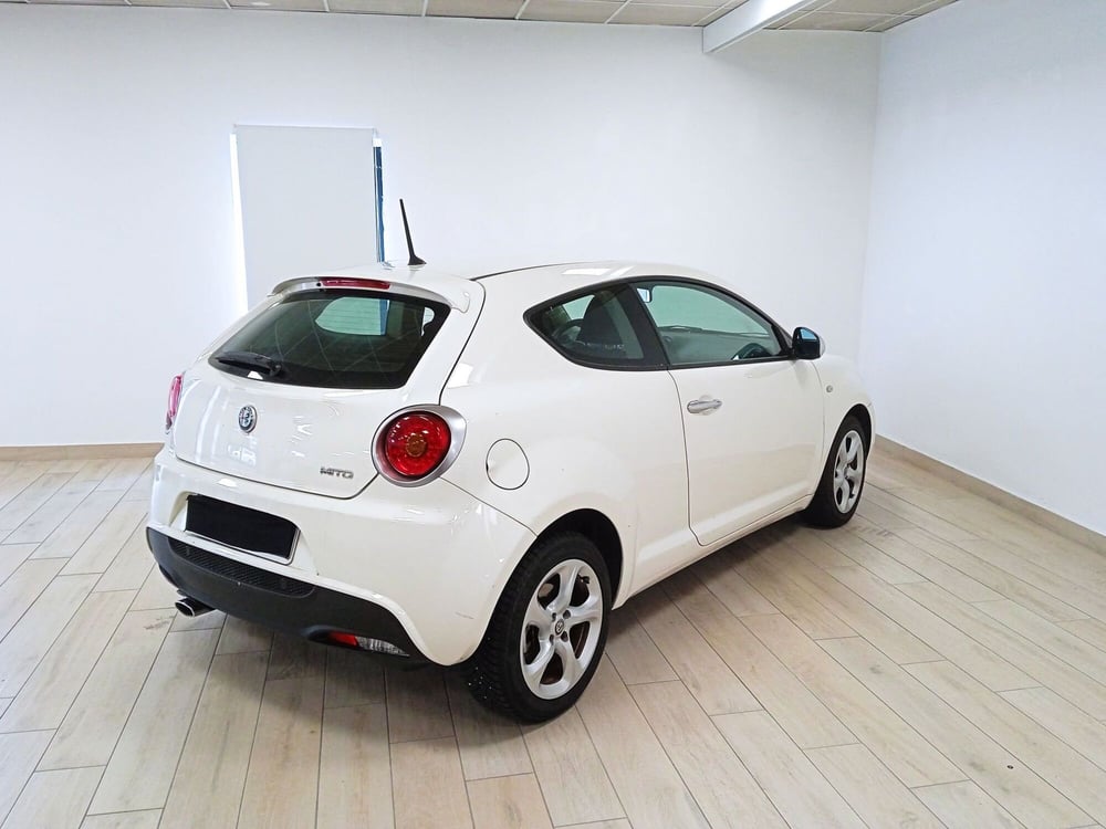 Alfa Romeo MiTo usata a Torino (4)