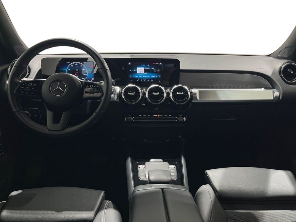 Mercedes-Benz GLB usata a Napoli (11)