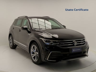 Volkswagen Tiguan 2.0 TDI 150 CV SCR DSG 4MOTION R-Line del 2022 usata a Pratola Serra