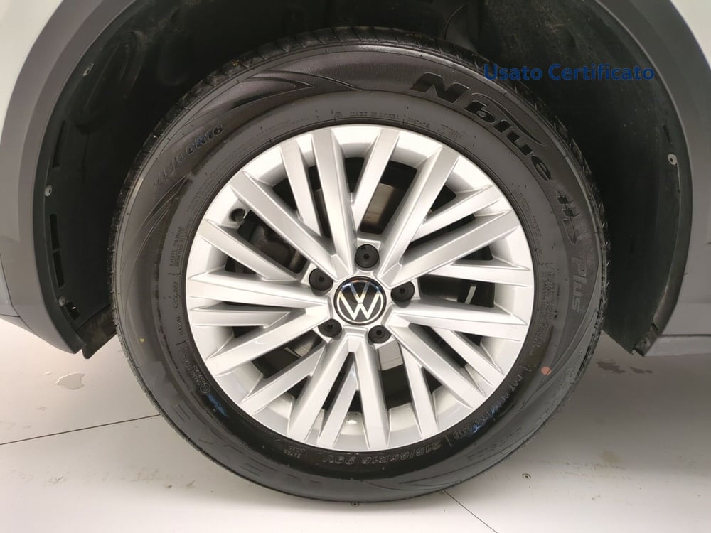 Volkswagen T-Roc usata a Avellino (11)