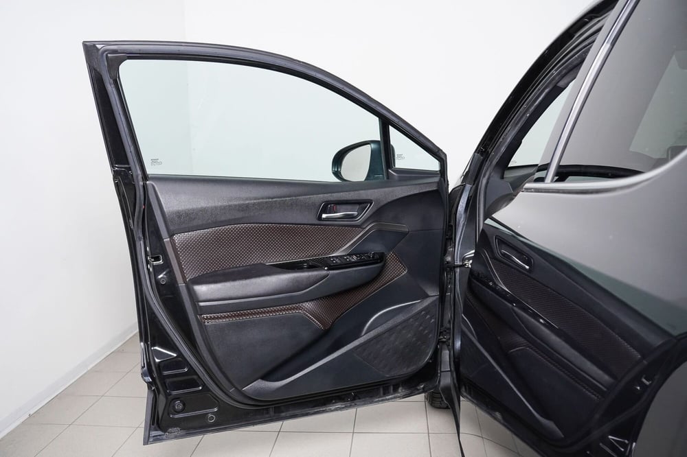 Toyota Toyota C-HR usata a Perugia (13)