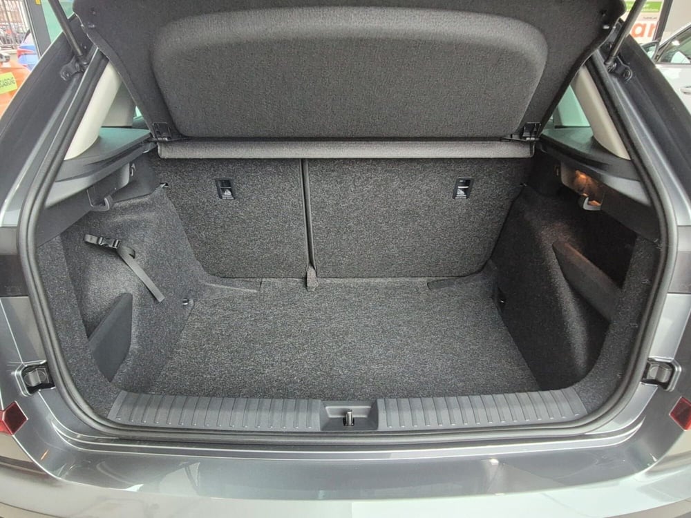 Skoda Kamiq nuova a Torino (12)