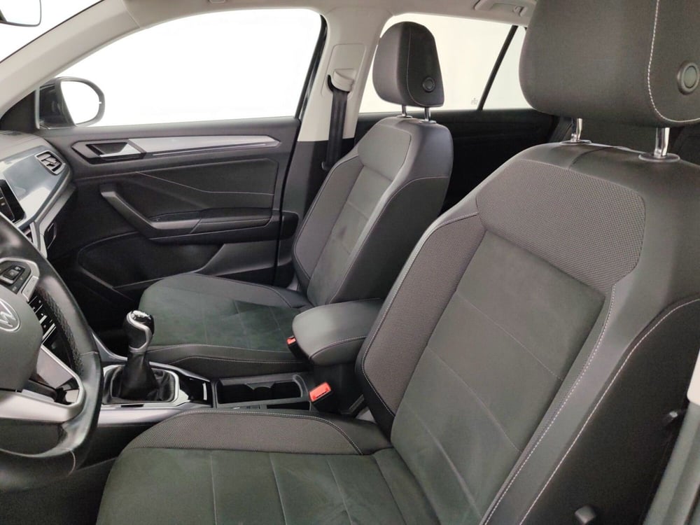 Volkswagen T-Cross usata a Massa-Carrara (9)