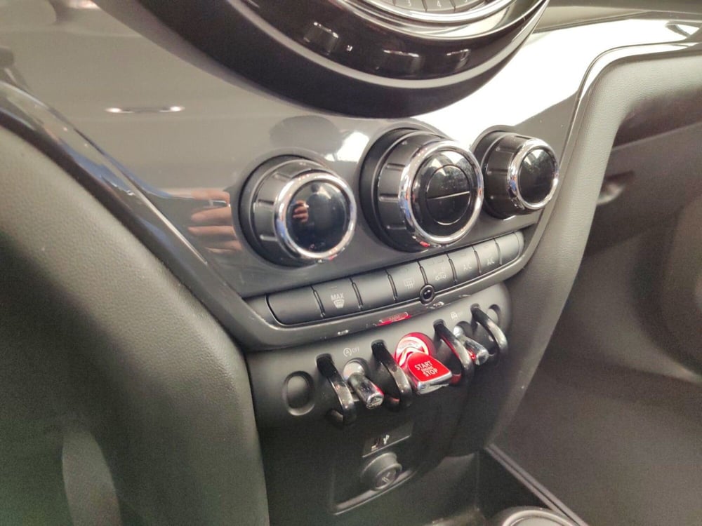 MINI Mini Countryman usata a Massa-Carrara (11)