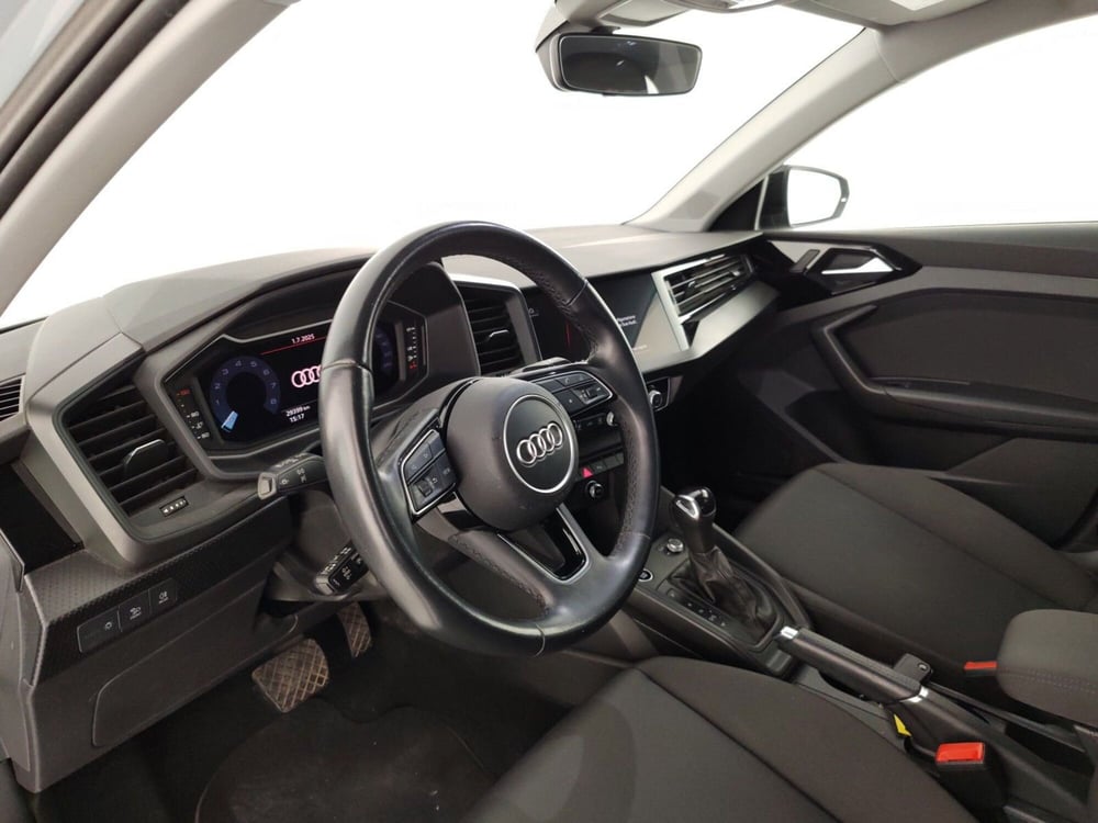 Audi A1 allstreet usata a Massa-Carrara (8)