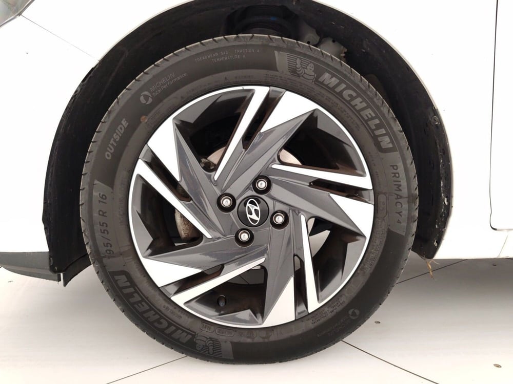 Hyundai i20 usata a Massa-Carrara (6)