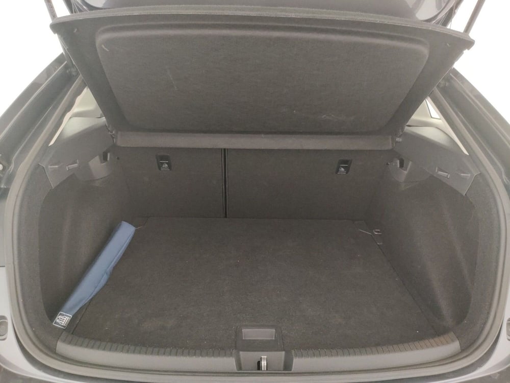 Volkswagen Taigo usata a Napoli (19)