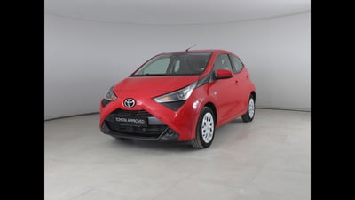 Toyota Aygo 1.0 VVT-i 72 CV 5 porte x-cool del 2021 usata a Palermo