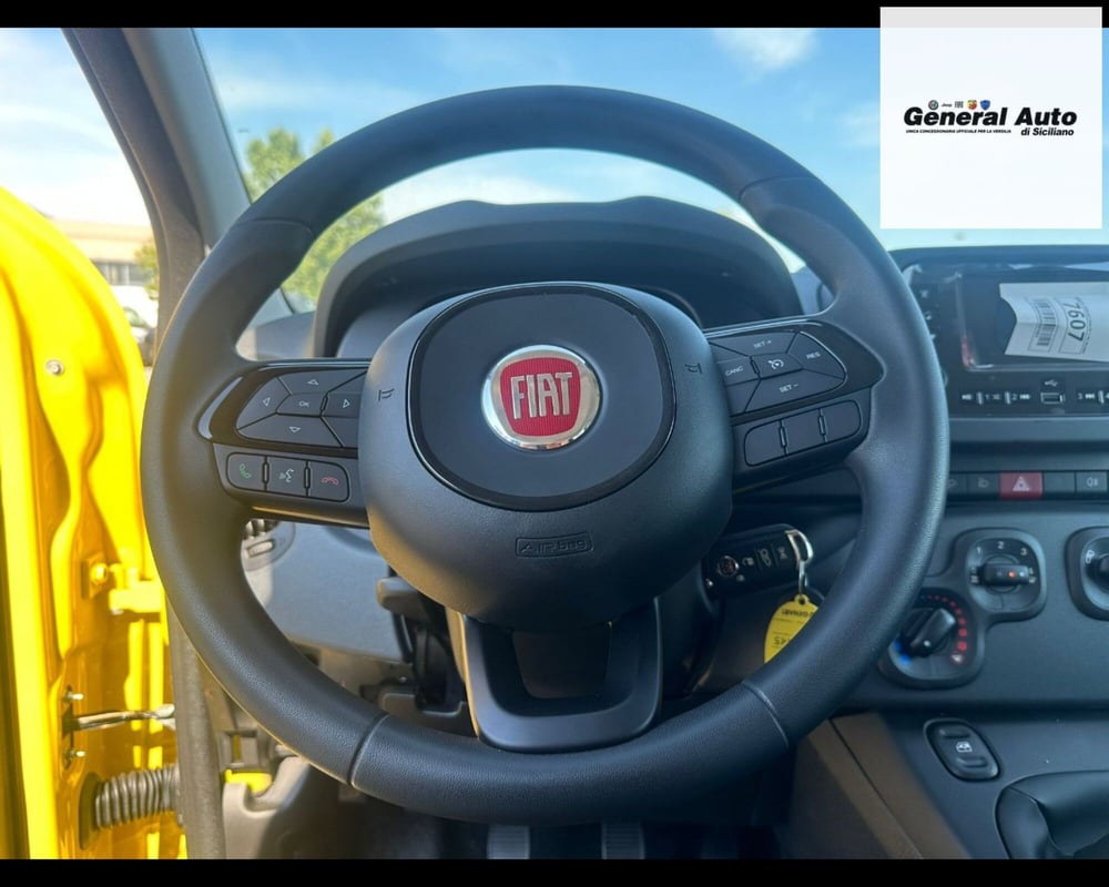 Fiat Panda nuova a Lucca (11)