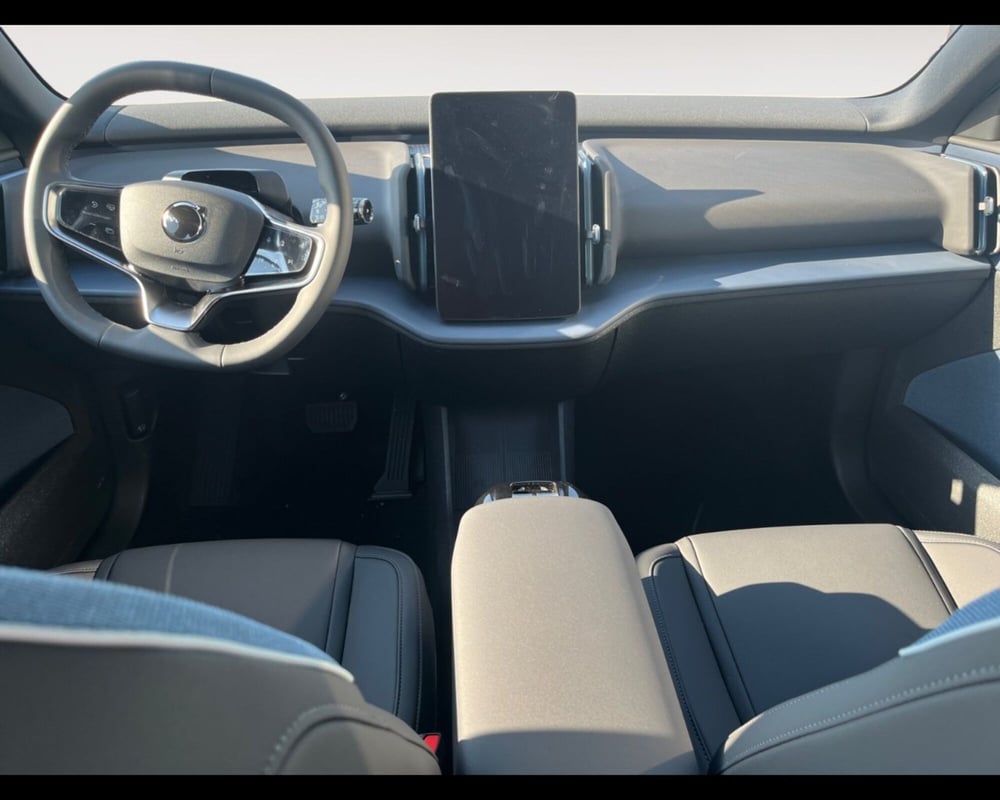 Volvo EX30 nuova a Ravenna (11)