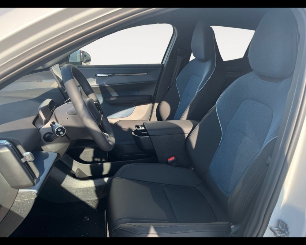 Volvo EX30 nuova a Ravenna (12)