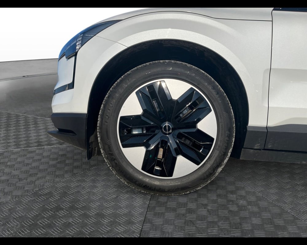 Volvo EX30 nuova a Ravenna (9)