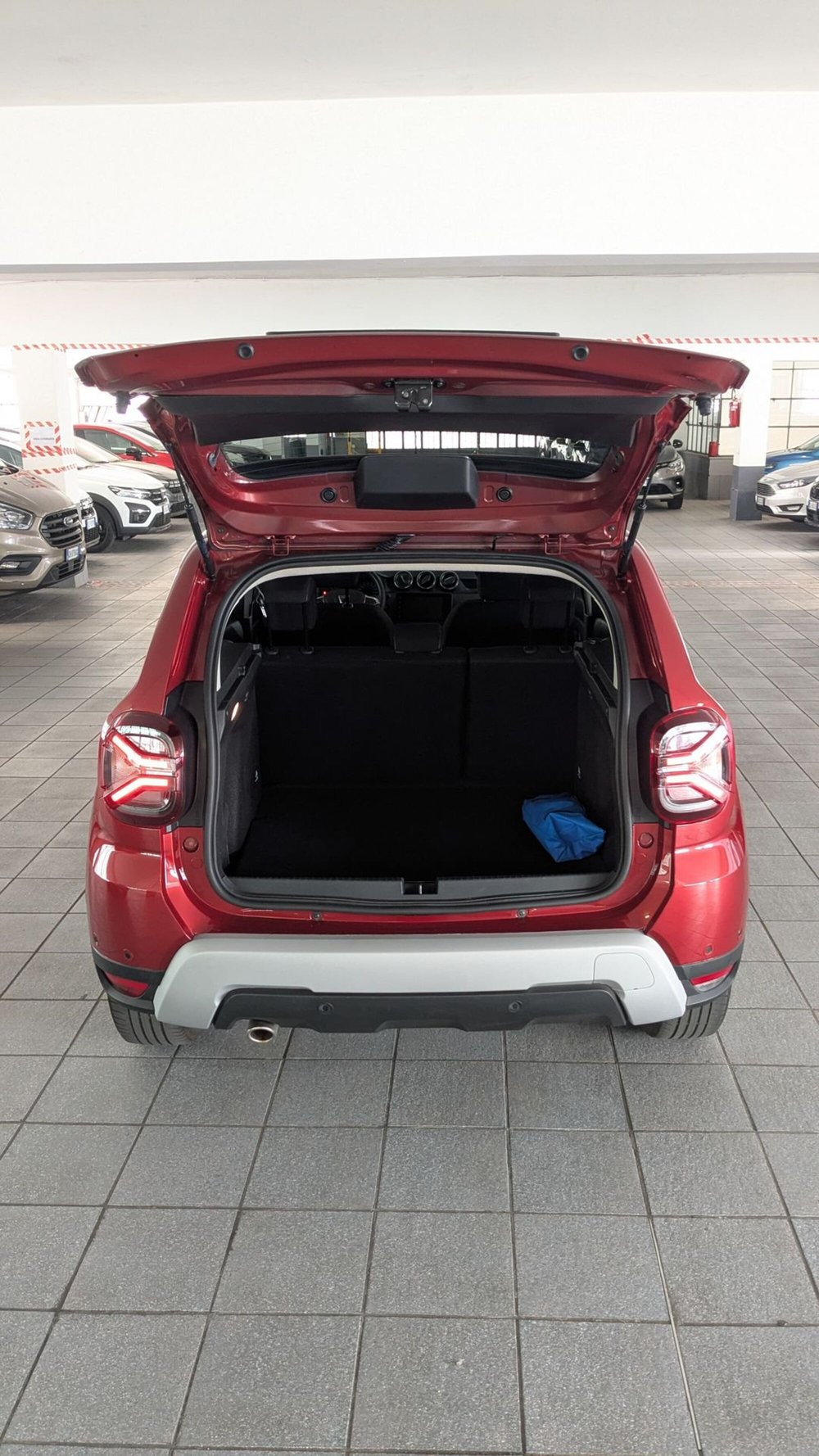 Dacia Duster usata a Milano (5)