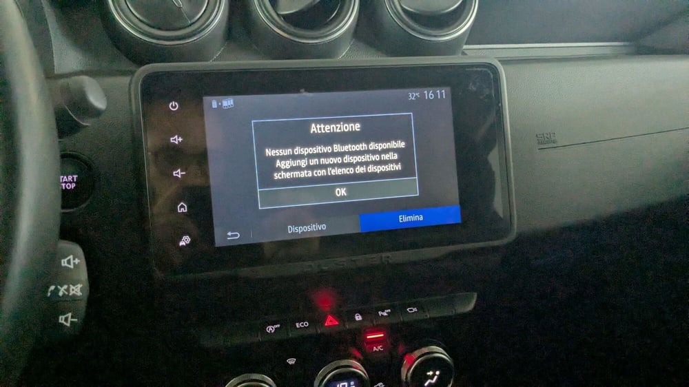 Dacia Duster usata a Milano (9)