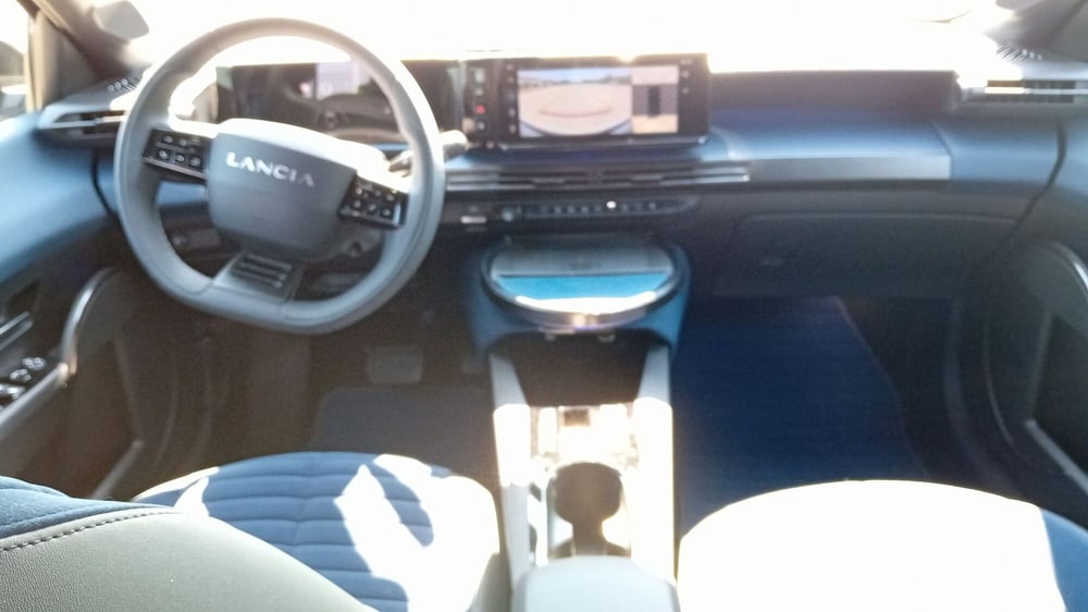 Lancia Ypsilon usata a Benevento (14)