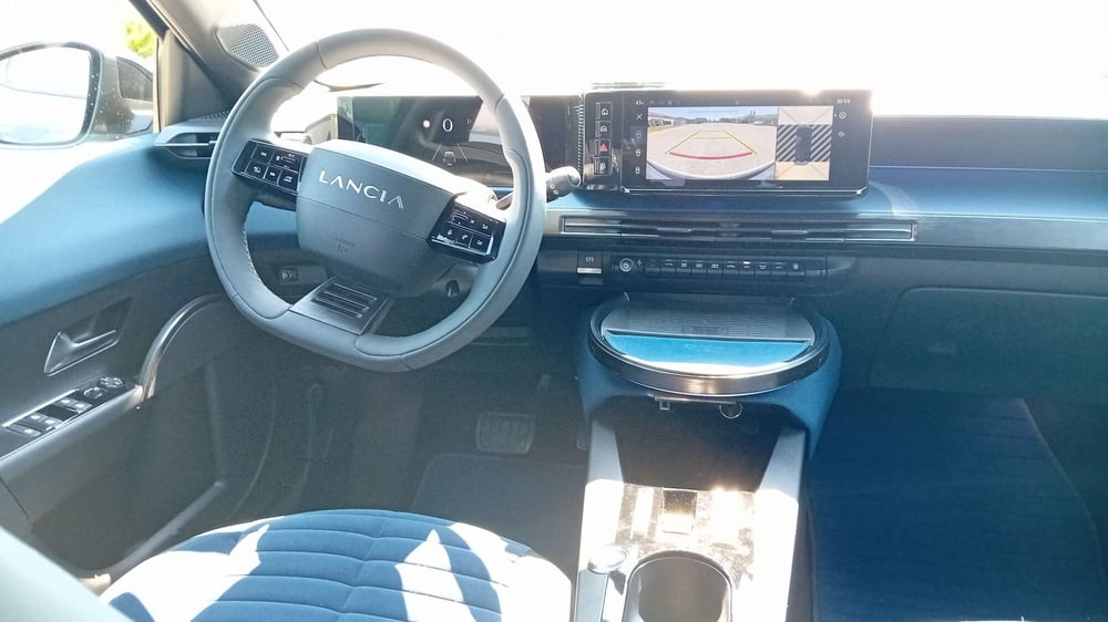 Lancia Ypsilon usata a Benevento (15)