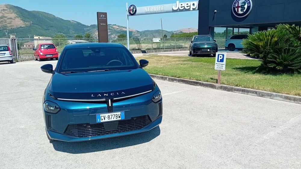 Lancia Ypsilon usata a Benevento (4)