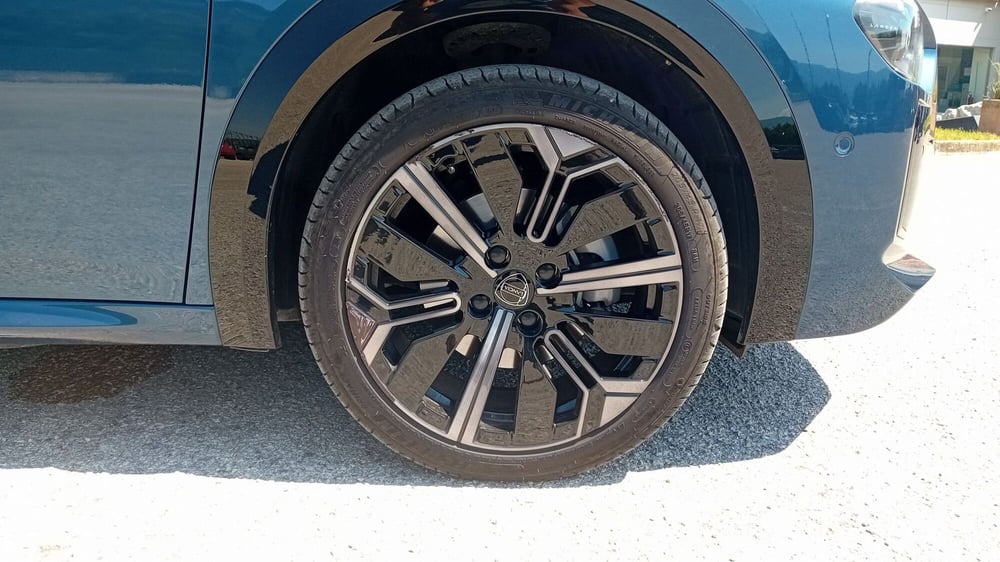 Lancia Ypsilon usata a Benevento (8)