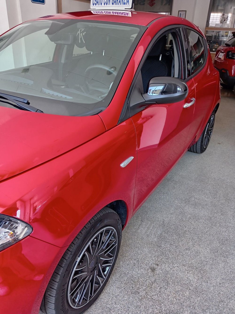 Lancia Ypsilon usata a Cremona (3)