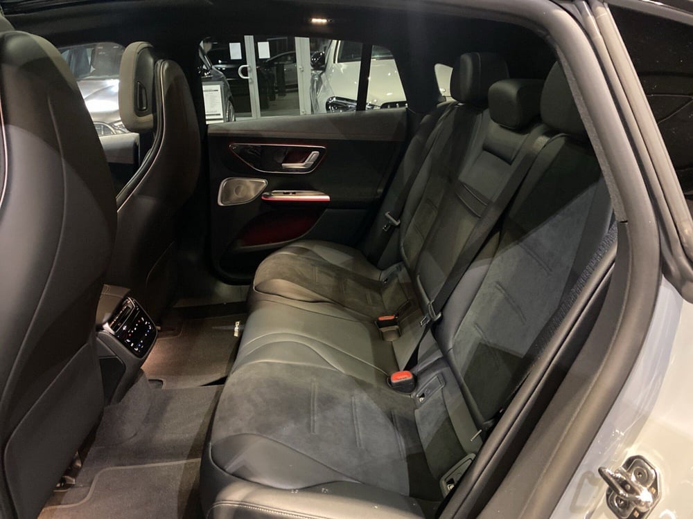 Mercedes-Benz EQE nuova a Firenze (12)