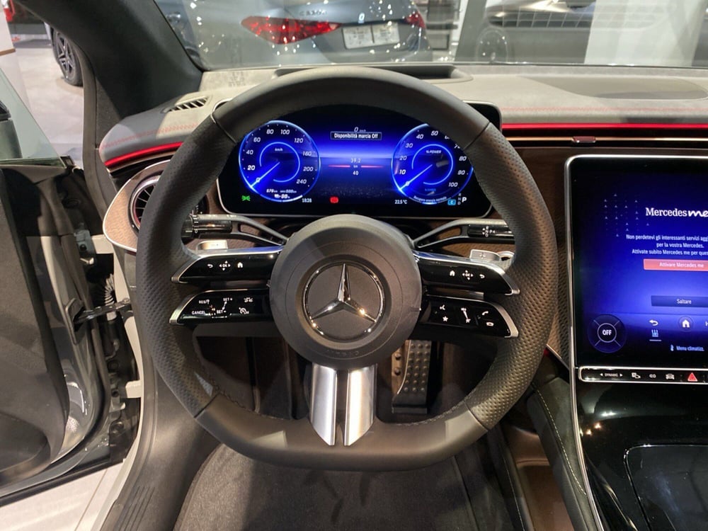 Mercedes-Benz EQE nuova a Firenze (15)