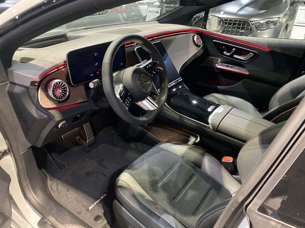Mercedes-Benz EQE nuova a Firenze (9)