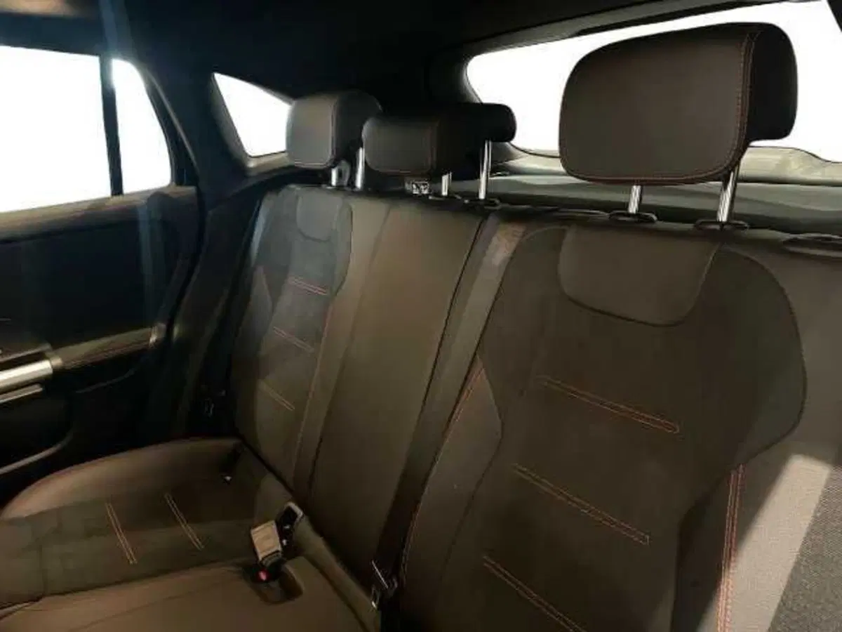 Mercedes-Benz GLA SUV usata a Firenze (12)