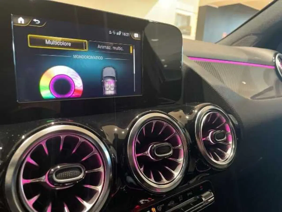 Mercedes-Benz GLA SUV usata a Firenze (16)