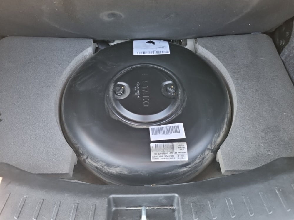 Lancia Ypsilon usata a Lucca (12)