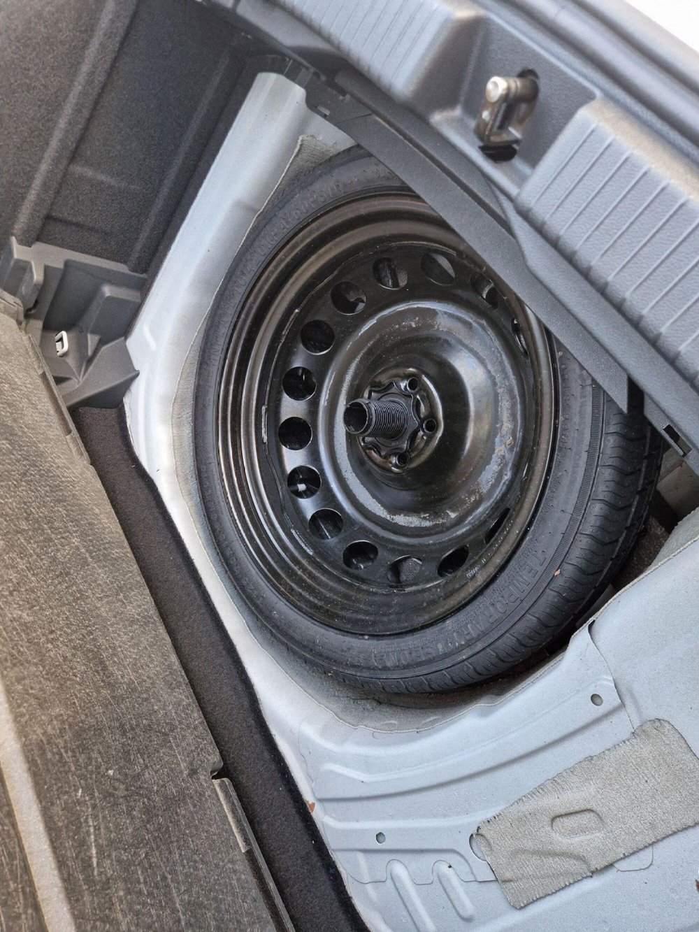 Volkswagen T-Cross usata a Frosinone (13)