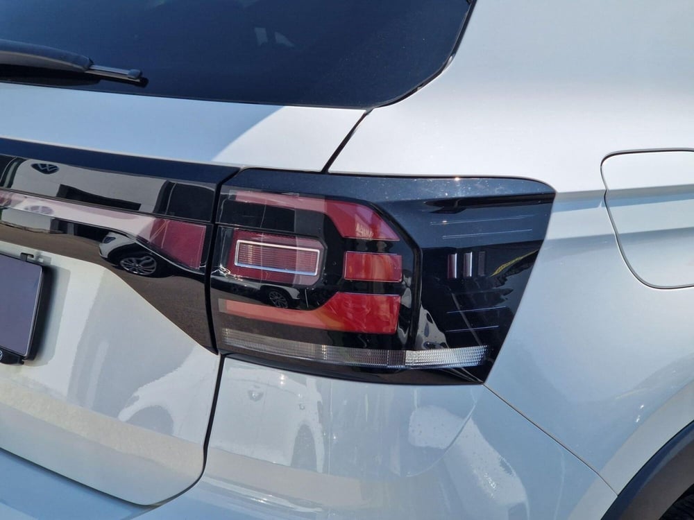Volkswagen T-Cross usata a Frosinone (7)