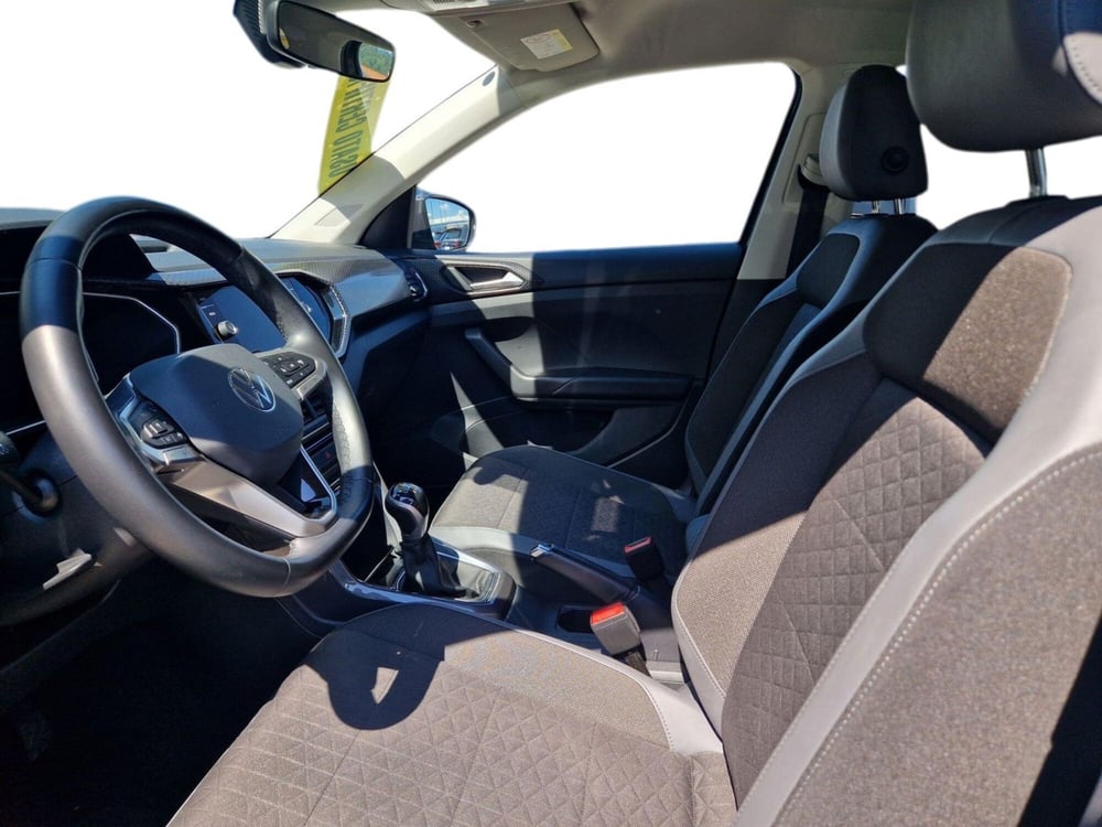 Volkswagen T-Cross usata a Frosinone (12)