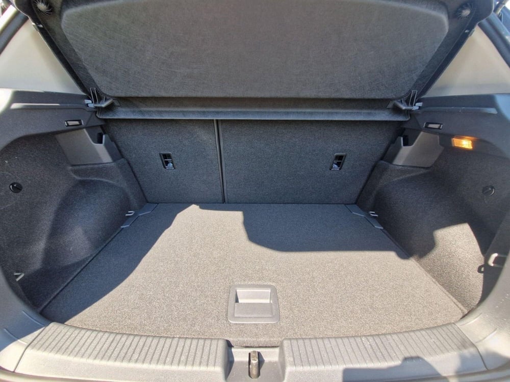 Volkswagen T-Cross nuova a Frosinone (9)