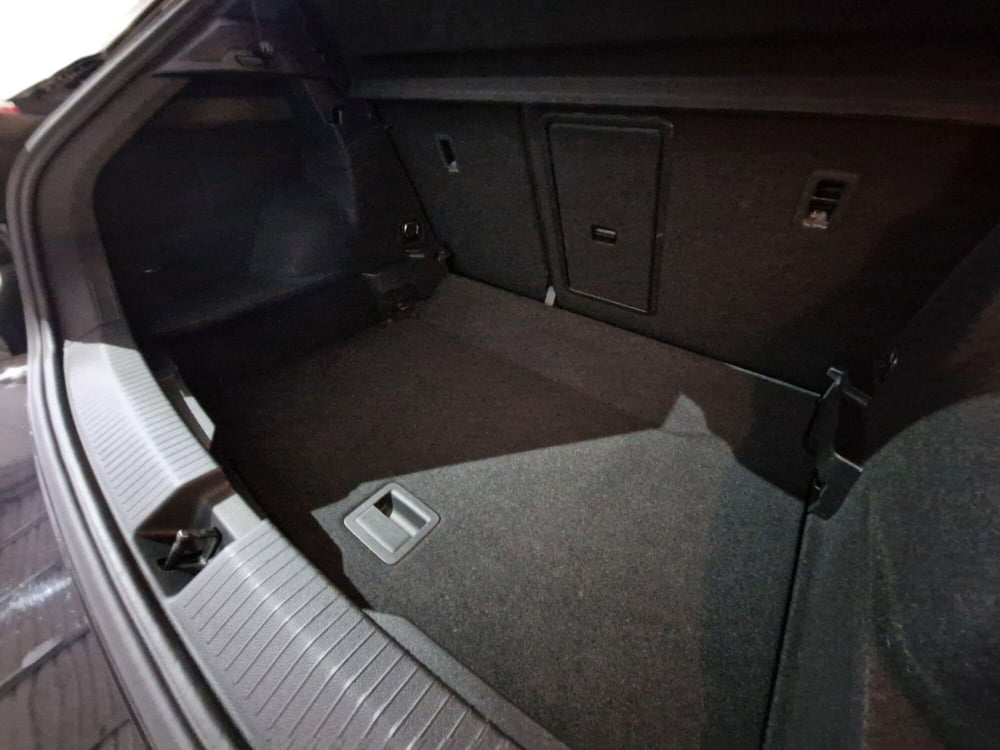 Volkswagen T-Roc usata a Frosinone (9)