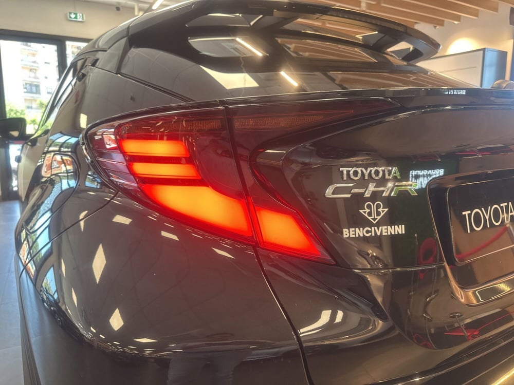 Toyota Toyota C-HR usata a Catanzaro (10)