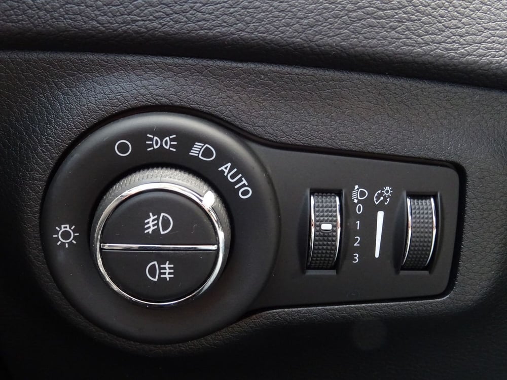 Jeep Compass usata a Venezia (19)